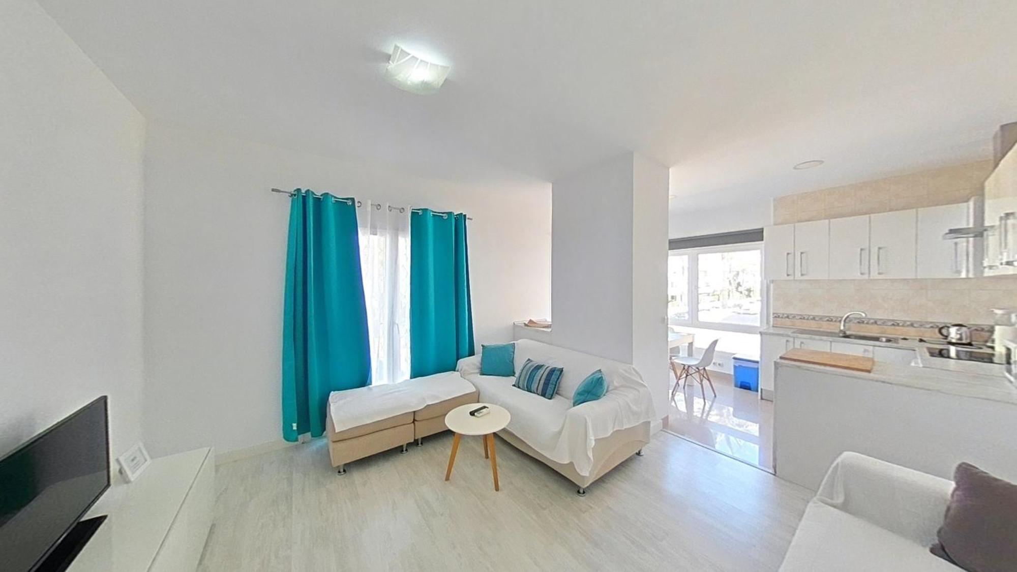 Benalroma A 50 Metros De La Playa! Appartement Benalmádena Buitenkant foto