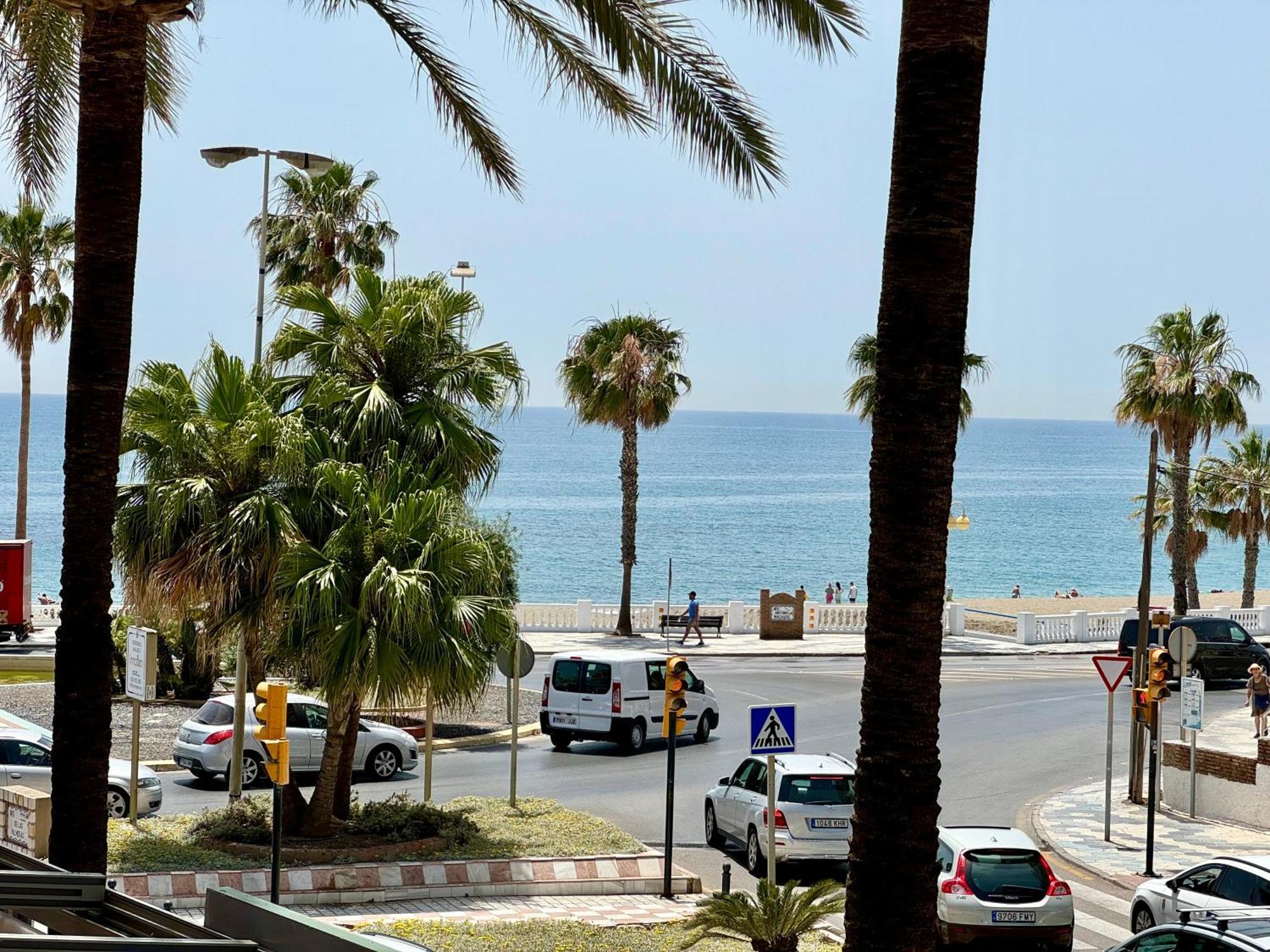 Benalroma A 50 Metros De La Playa! Appartement Benalmádena Buitenkant foto